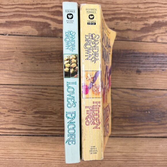 NYT Bestselling Author LOT OF 2 SANDRA BROWN ROMANCE NOVELS PAPERBACK - Picture 4 of 7